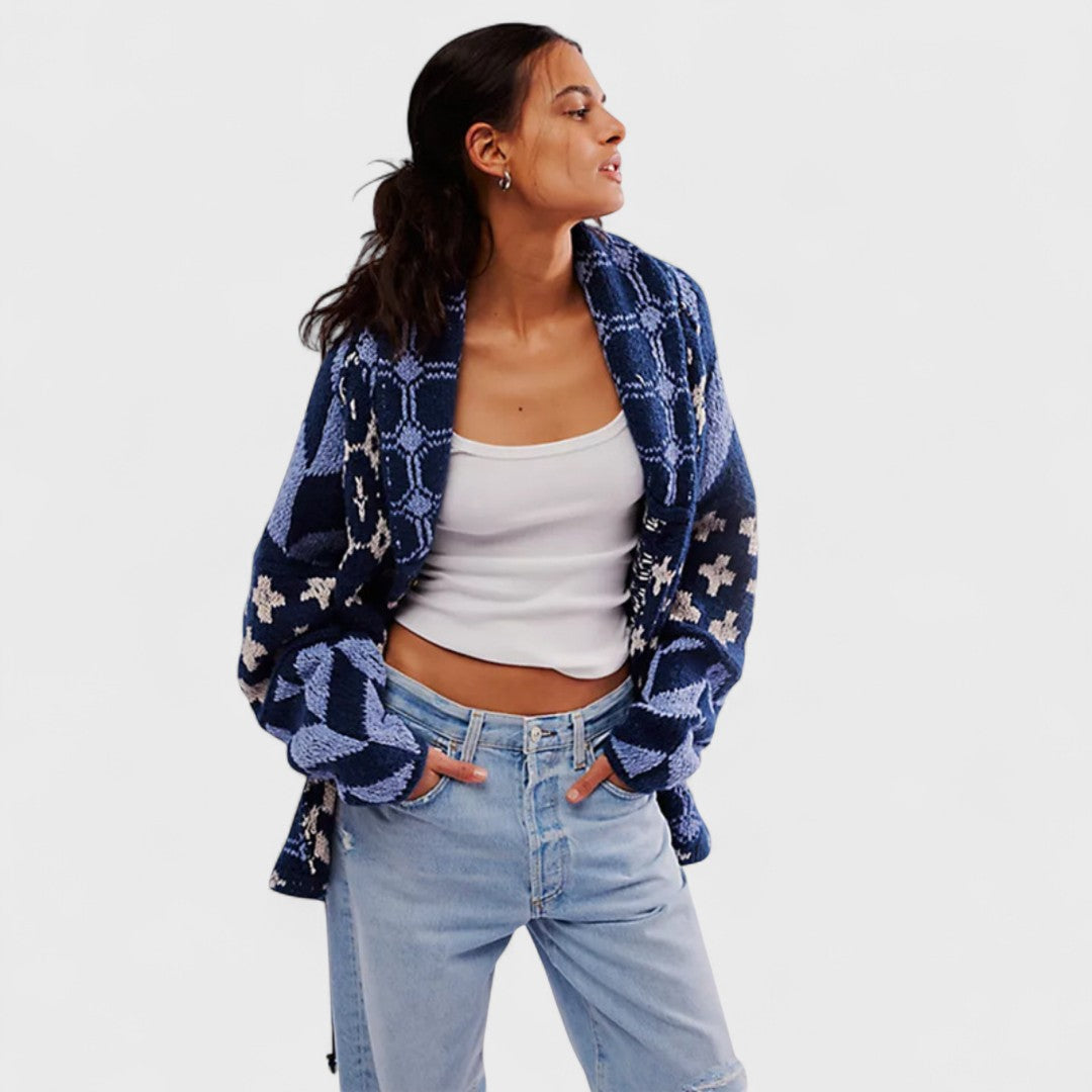 Fenella – Vintage Cardigan with Button-Down Collar and Long Sleeves