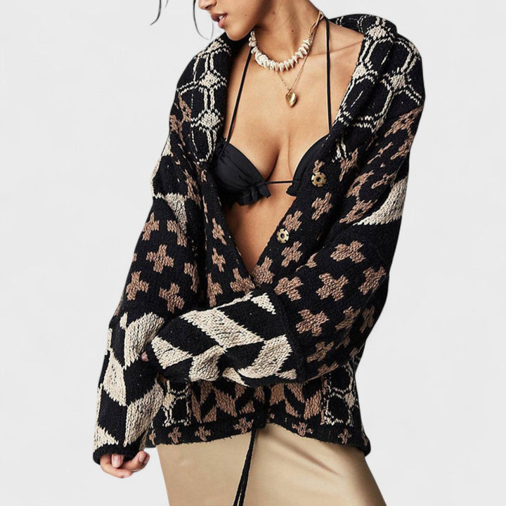 Fenella – Vintage Cardigan with Button-Down Collar and Long Sleeves