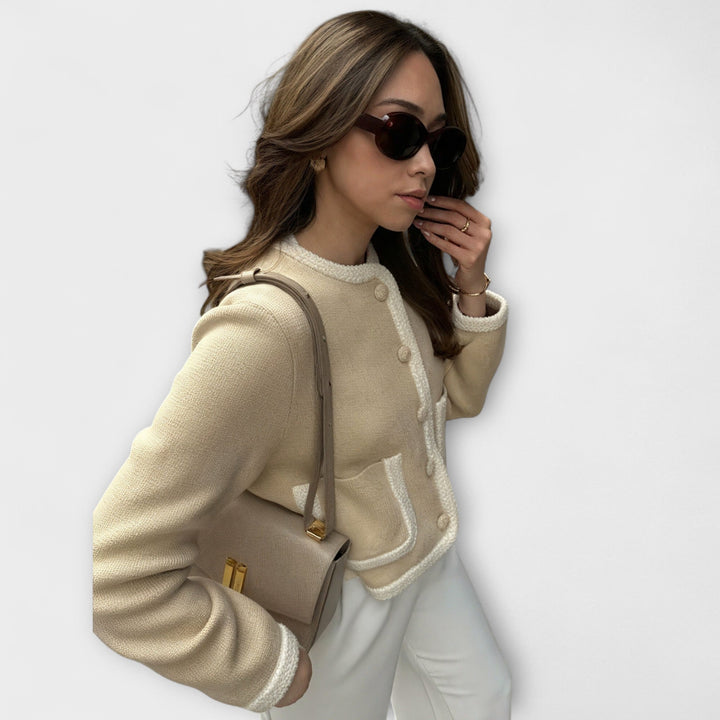 Fayelette - Classic Cardigan with Decorative Pockets