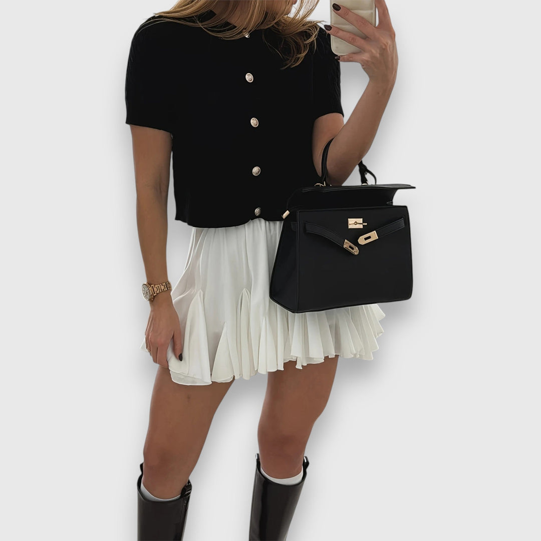 Gwenaelle – Short Cardigan with Buttons