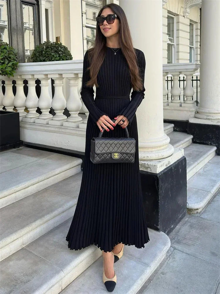 Sloane - Tossy Lace Up Female Knit Maxi