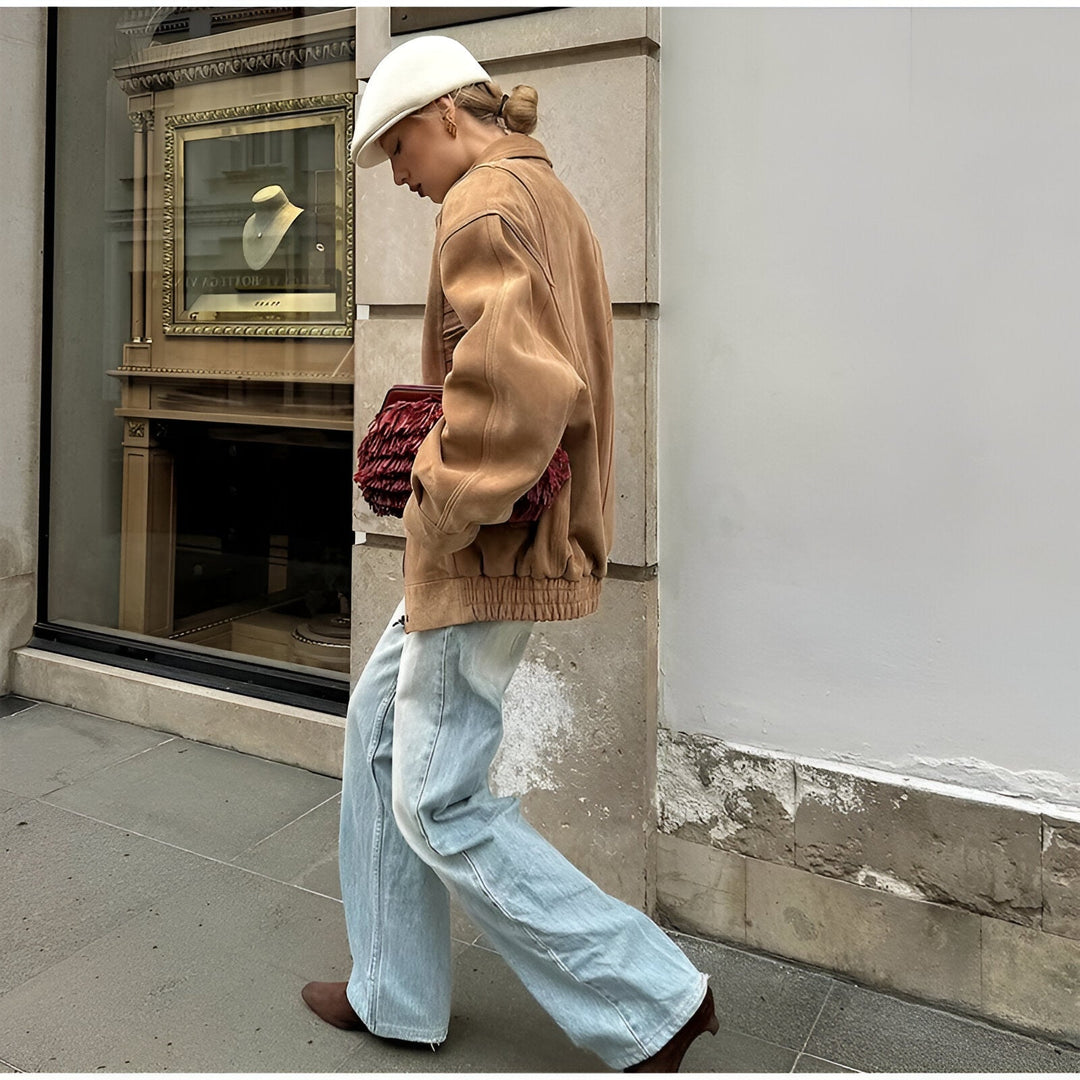 Isabella - Women's coat with artistic design