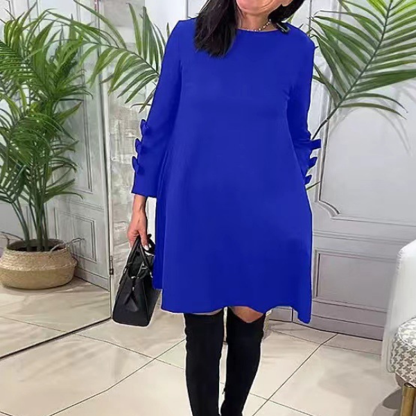 Opaline - Elegant dress with a unique design