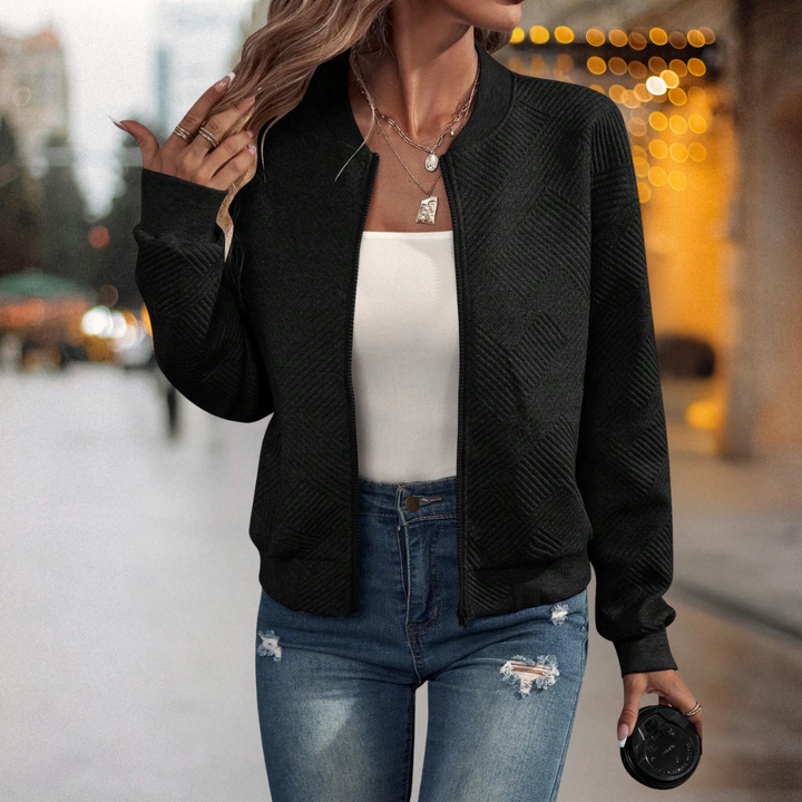 Isolde – Warm and comfortable structured bomber jacket