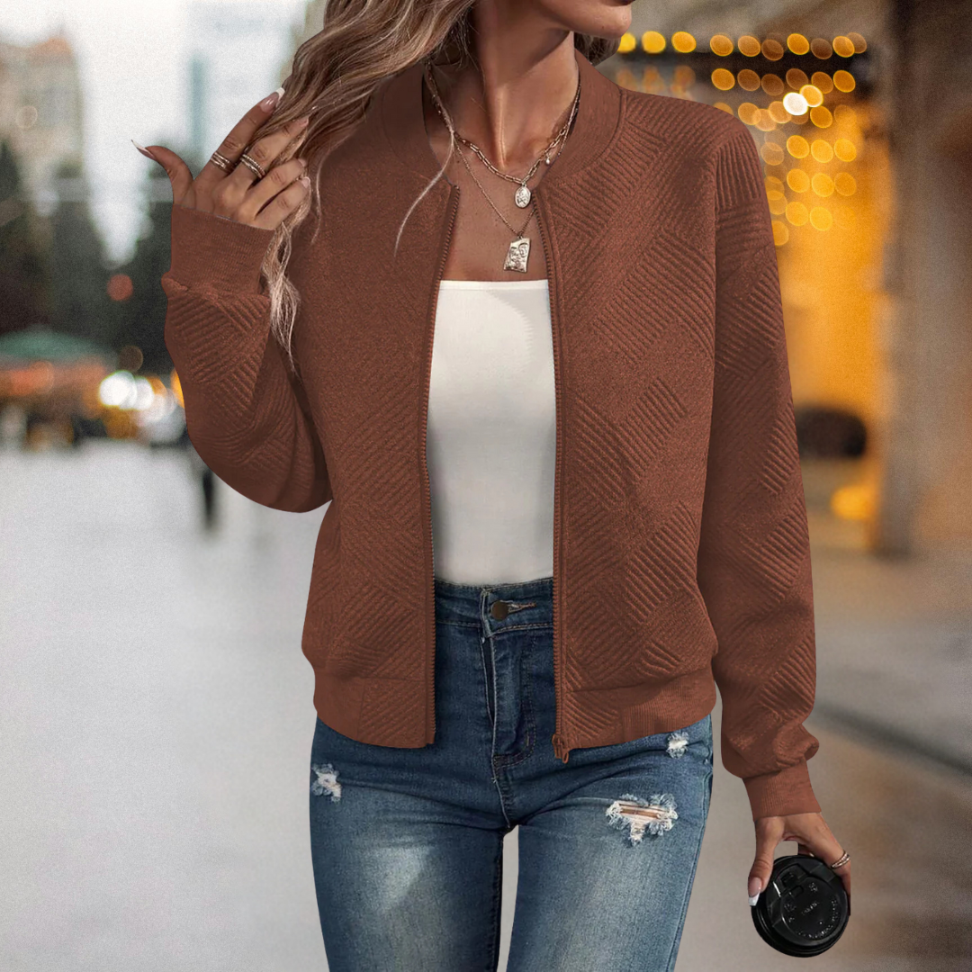 Isolde – Warm and comfortable structured bomber jacket