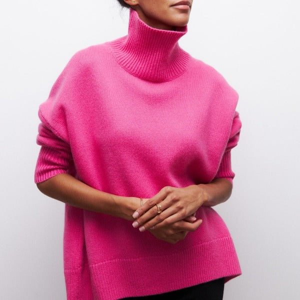 Avira - Elegant Turtleneck Sweater