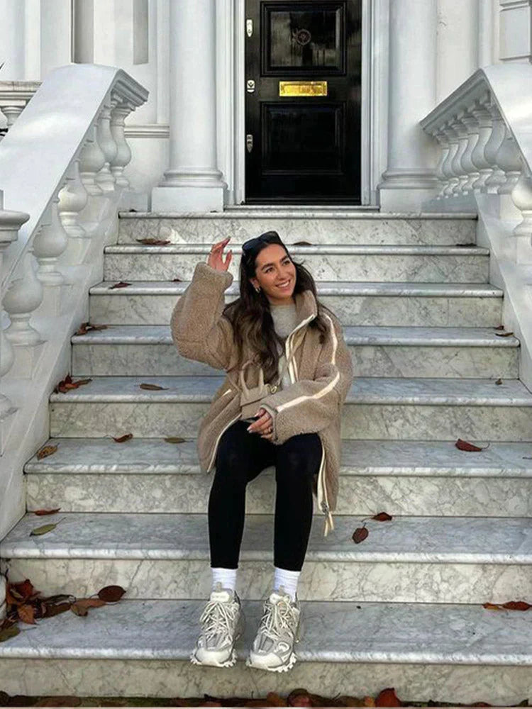 Rose - Women's oversized teddy coat with zipper